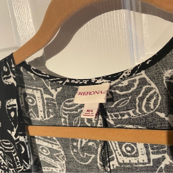 Merona Elephant Print Kimono with Fringe Hem size M/L - Picture 4 of 14